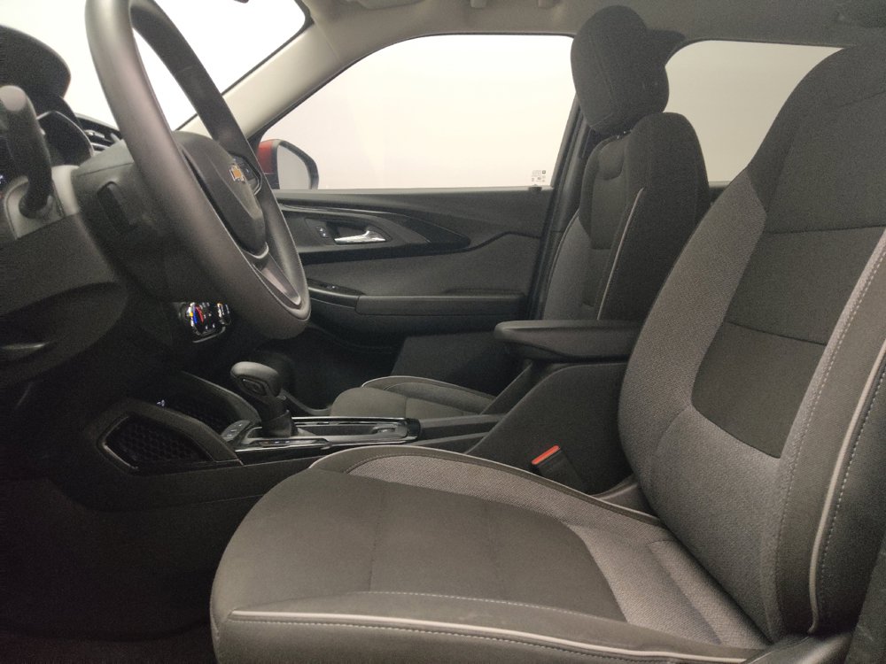 Used 2023 Chevrolet TrailBlazer LT FWD image 17