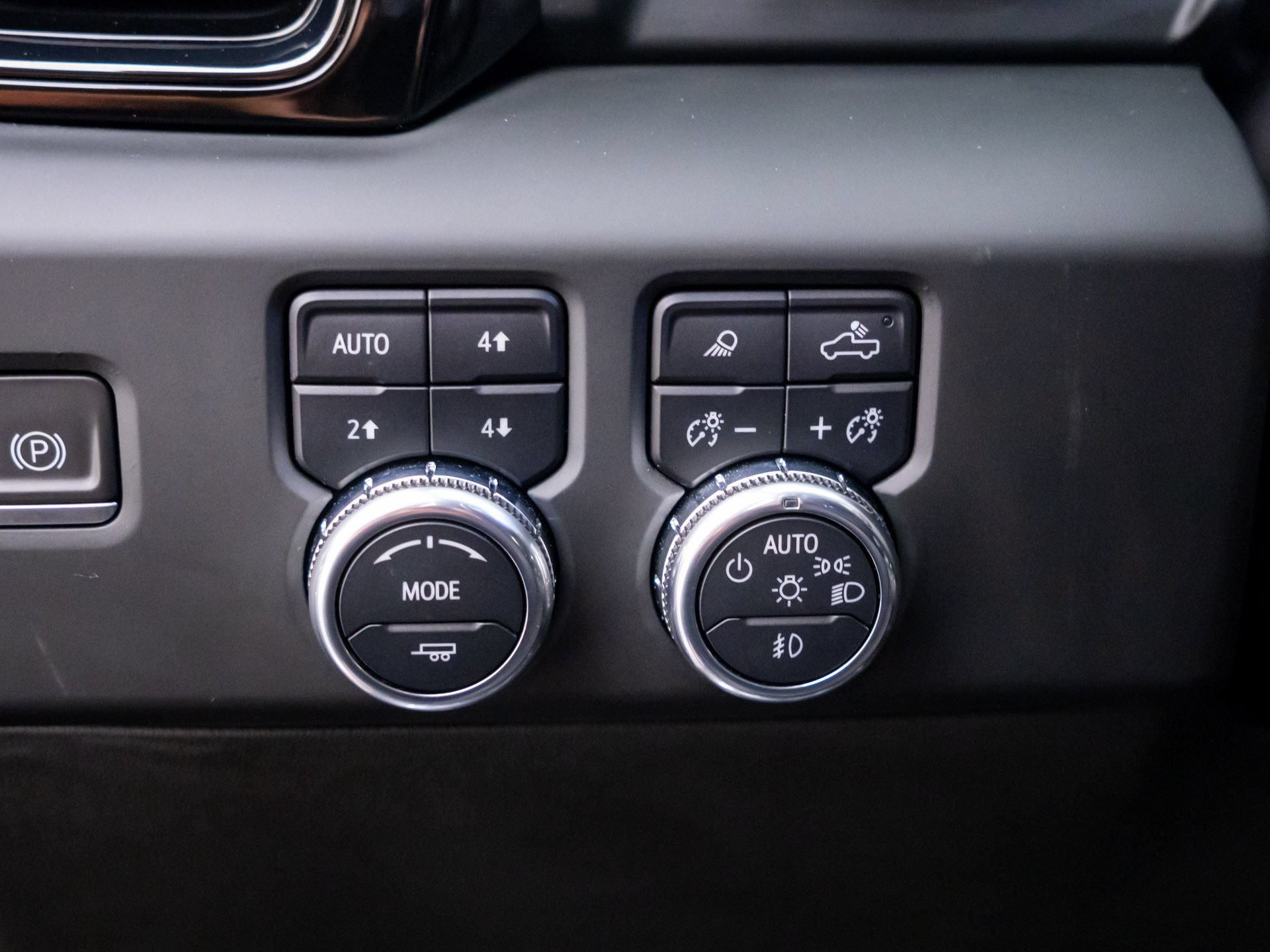 Used 2023 GMC Sierra 1500 AT4 w/ Technology Package AWD/4WD image 20