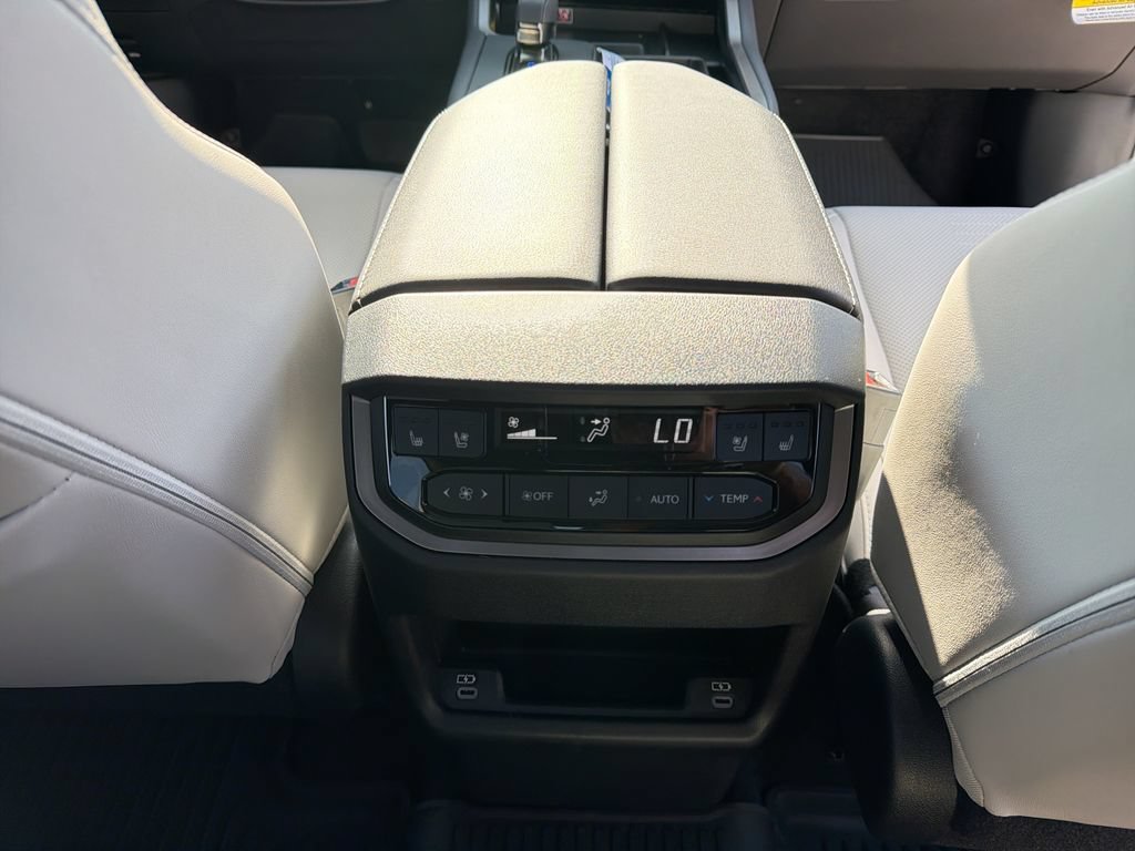 New 2026 Lexus TX 350 AWD image 18