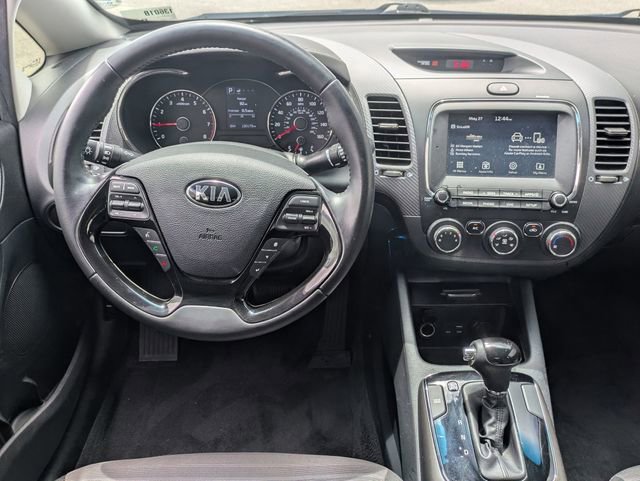 Used 2017 Kia Forte S FWD image 31