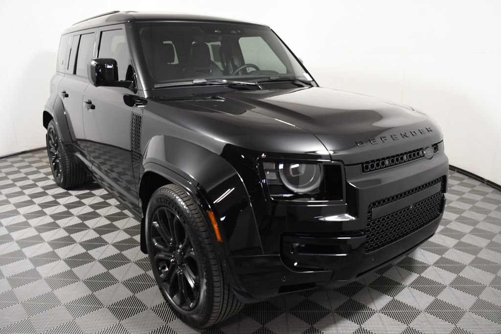 Used 2026 Land Rover Defender 110 OCTA AWD/4WD image 9