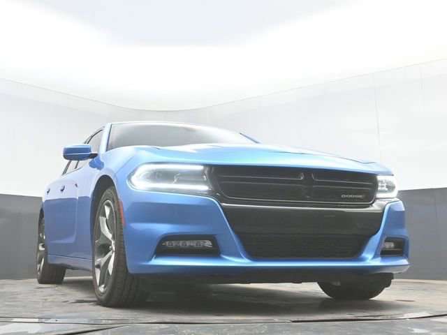 Used 2015 Dodge Charger SXT RWD image 26