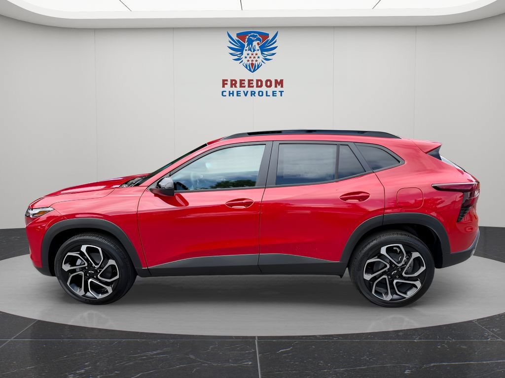 New 2026 Chevrolet Trax RS w/ Driver Confidence Package FWD image 3
