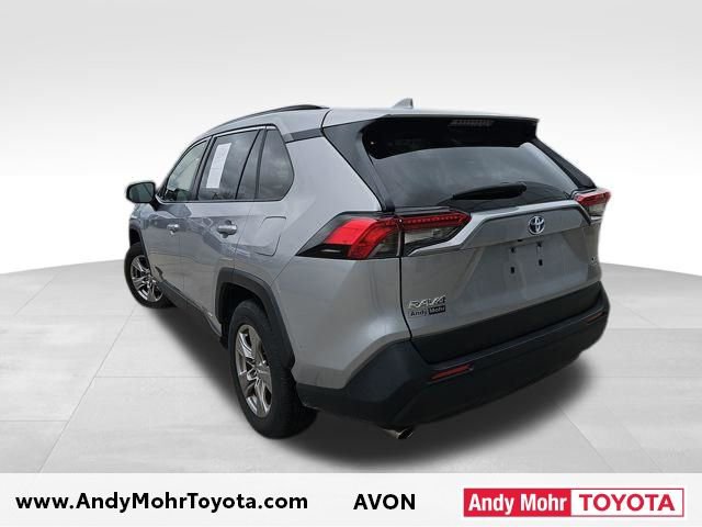 Used 2023 Toyota RAV4 XLE w/ Convenience Package image 4