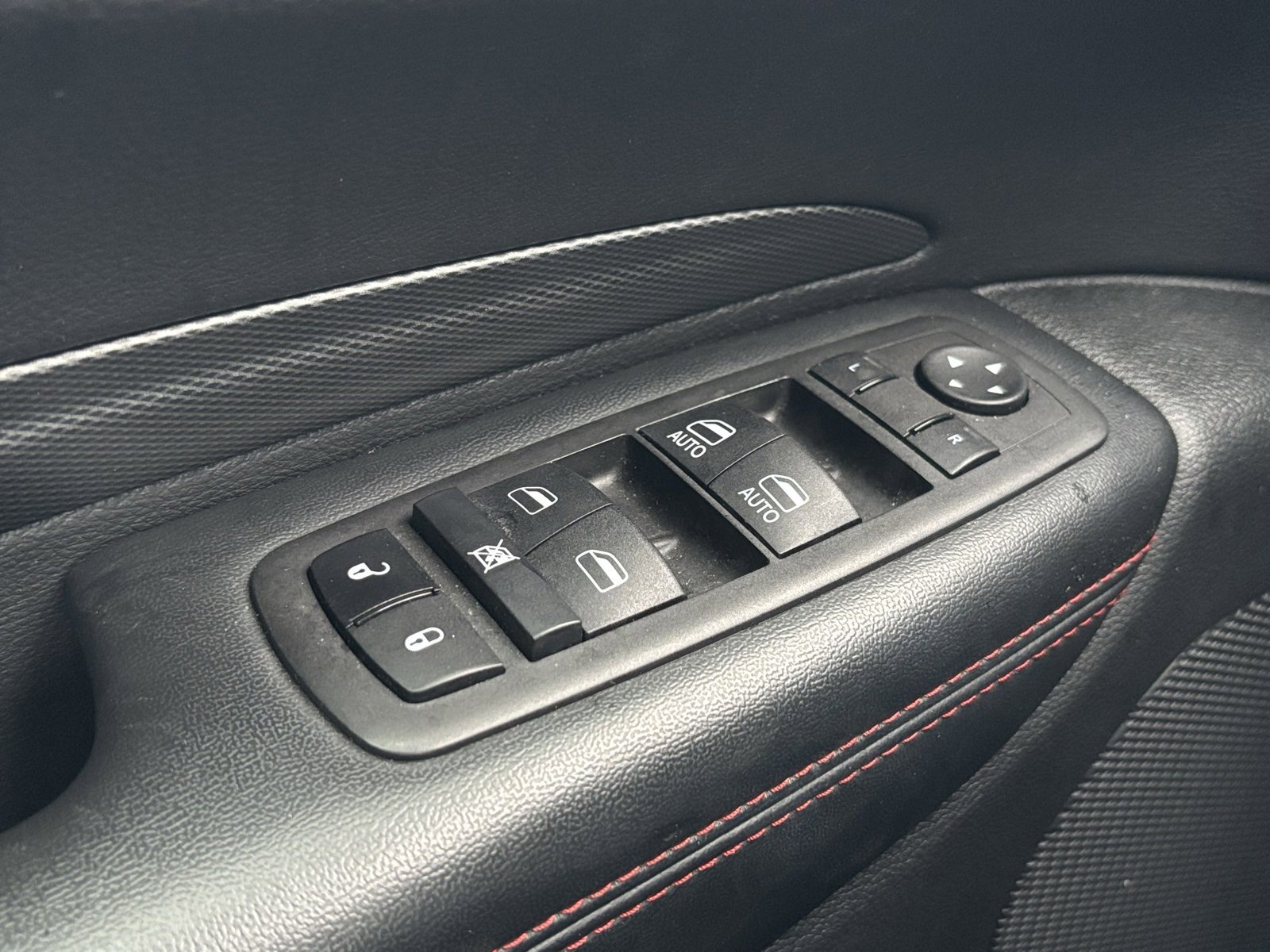 Used 2024 Dodge Durango GT image 7