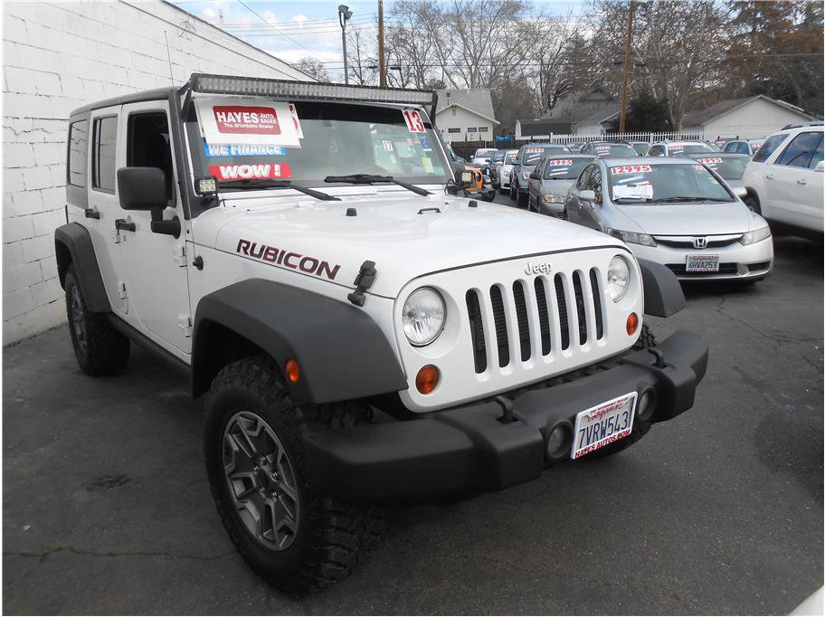 Used 2013 Jeep Wrangler Unlimited Rubicon w/ Connectivity Group