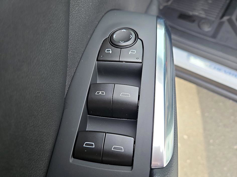 New 2026 Chevrolet Traverse Z71 w/ Enhanced Driving Package AWD/4WD image 15