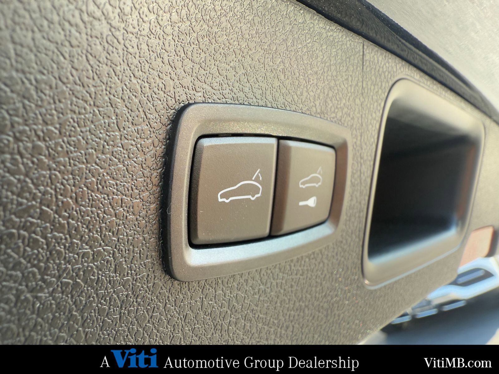 Used 2024 Porsche Macan S image 24