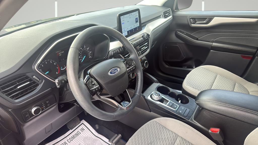 Certified 2022 Ford Escape SE w/ SE Sport Appearance Package AWD/4WD image 13