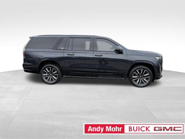 Used 2023 Cadillac Escalade ESV Sport AWD/4WD image 15