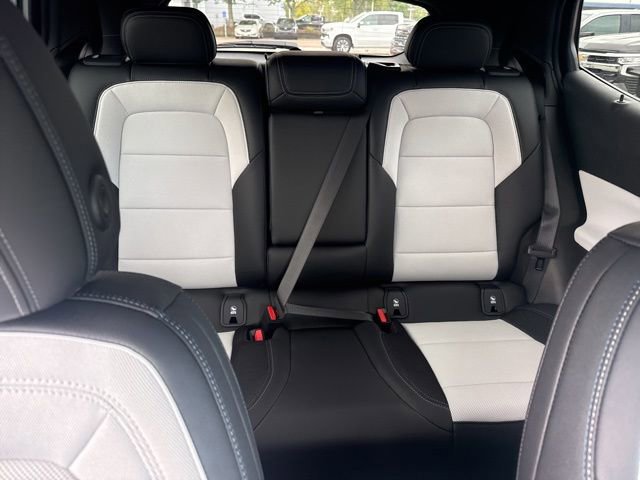 New 2025 Chevrolet Equinox EV LT w/ Convenience Package II FWD image 29
