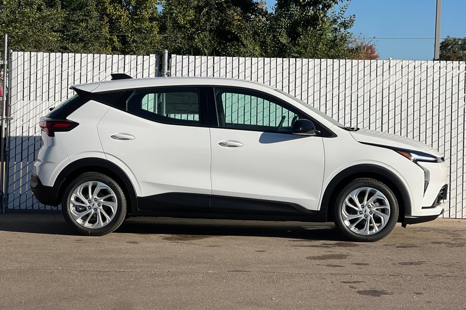 New 2027 Chevrolet Bolt LT w/ Comfort Package FWD image 3
