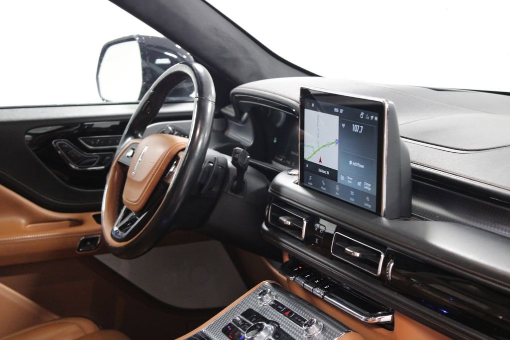 Used 2023 Lincoln Aviator Black Label Grand Touring image 30