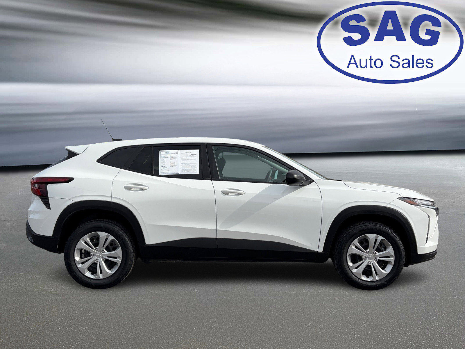 Used 2025 Chevrolet Trax LS image 7