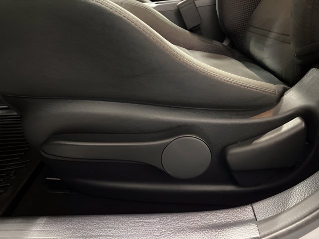 Used 2019 Nissan Sentra NISMO FWD image 12