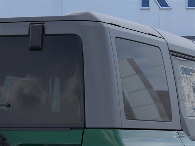 Used 2025 Ford Bronco Badlands image 25