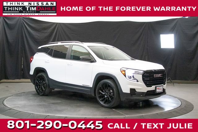 Used 2024 GMC Terrain SLE w/ Elevation Edition image 1