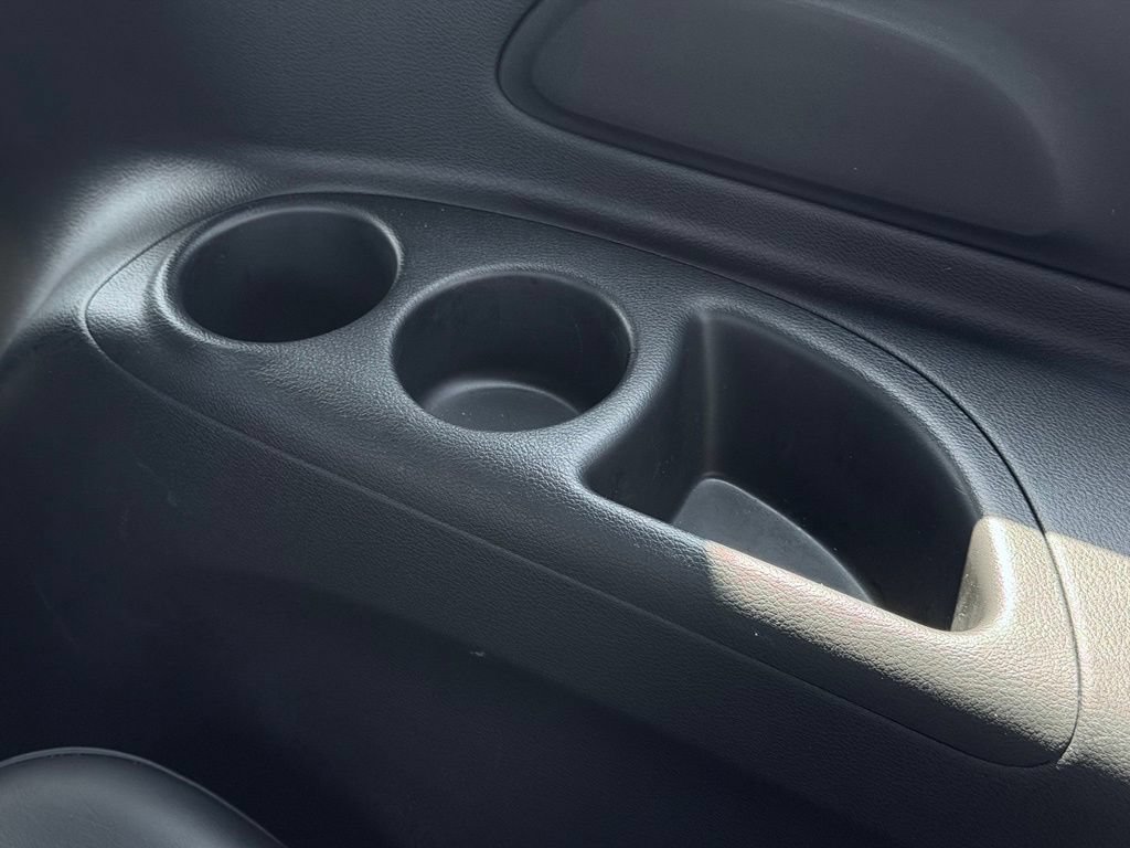 Certified 2025 Chrysler Pacifica Select FWD image 26