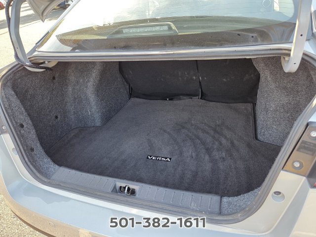 Used 2025 Nissan Versa SV FWD image 14