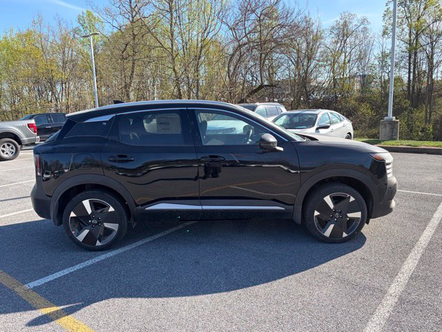 New 2026 Nissan Kicks SR FWD image 9