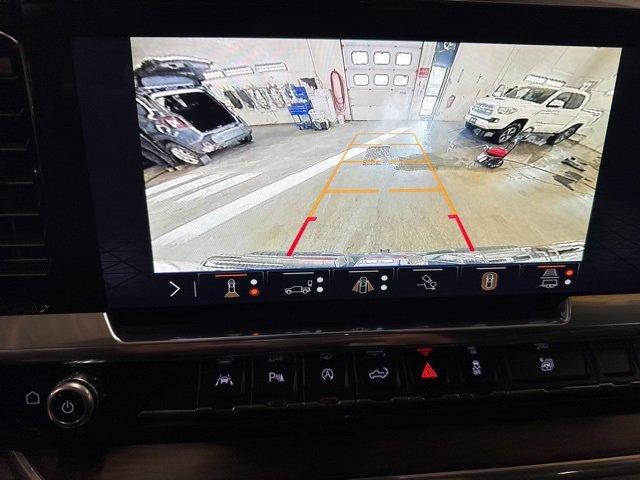 Used 2024 GMC Sierra 1500 SLT w/ SLT Convenience Package image 15