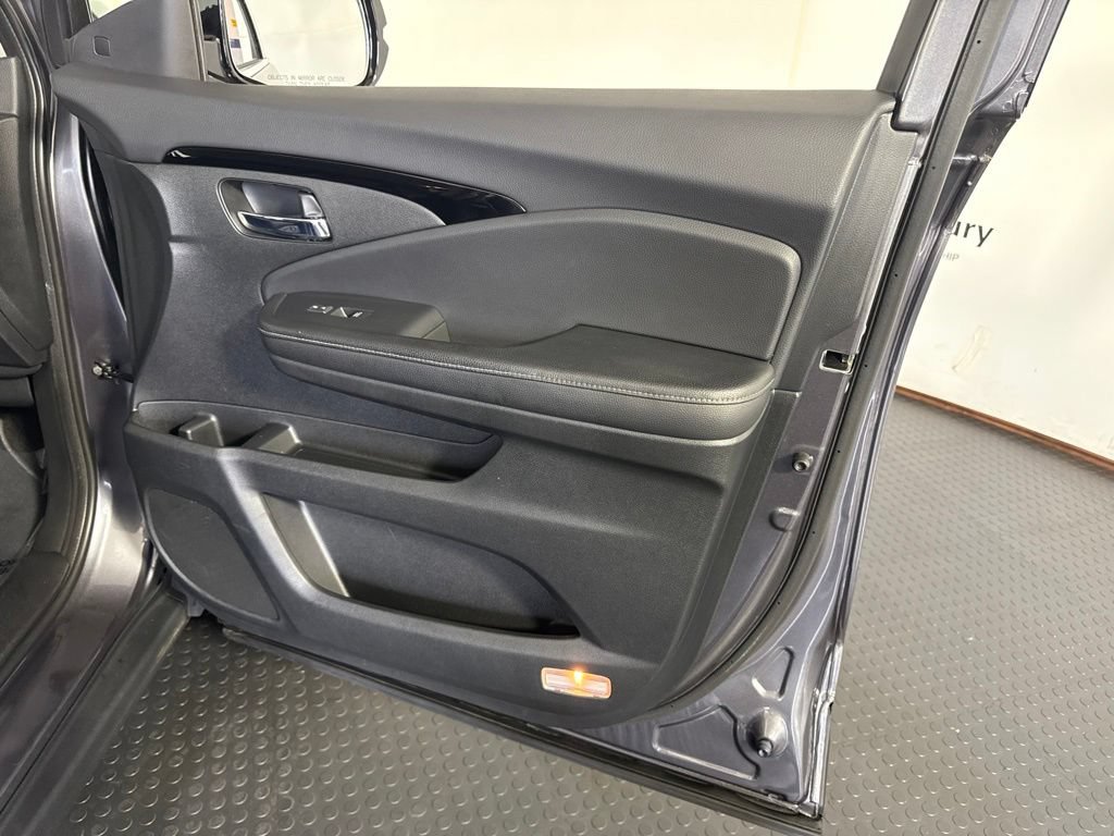 Certified 2018 Honda Ridgeline RTL-E image 5