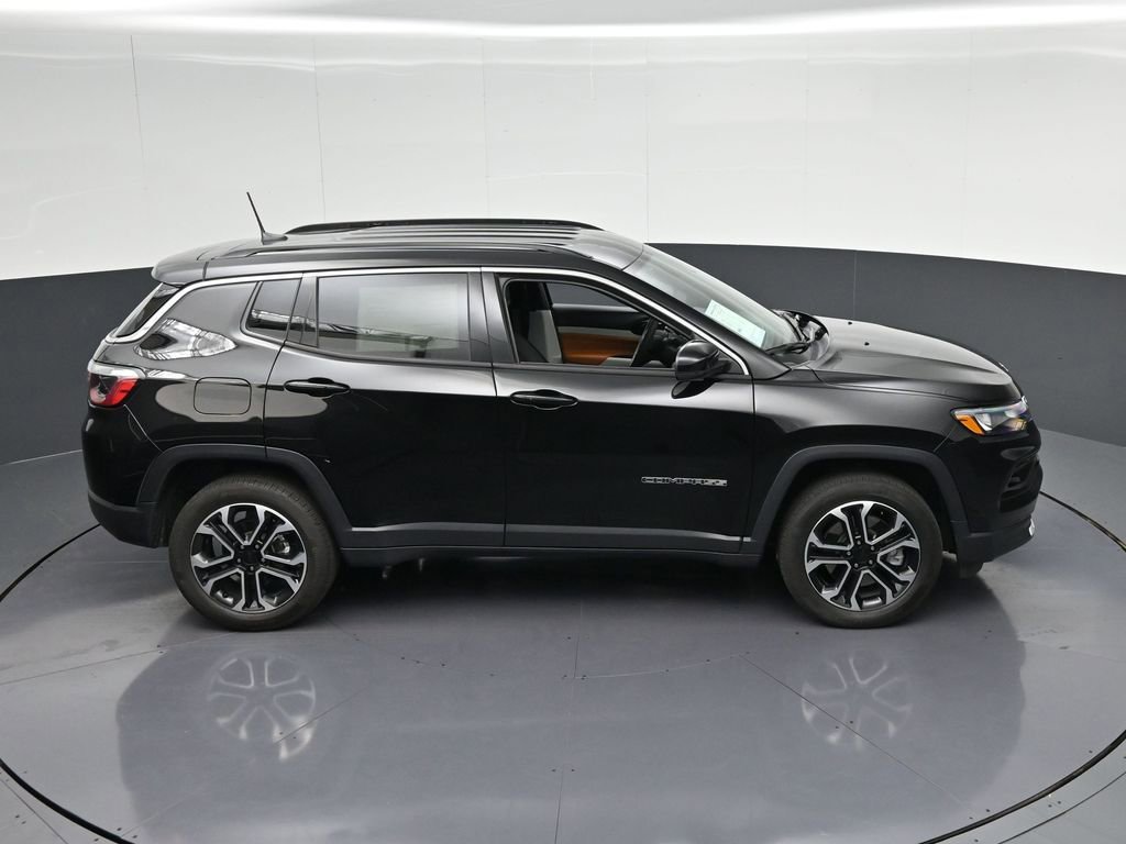 Used 2023 Jeep Compass Limited AWD/4WD image 24
