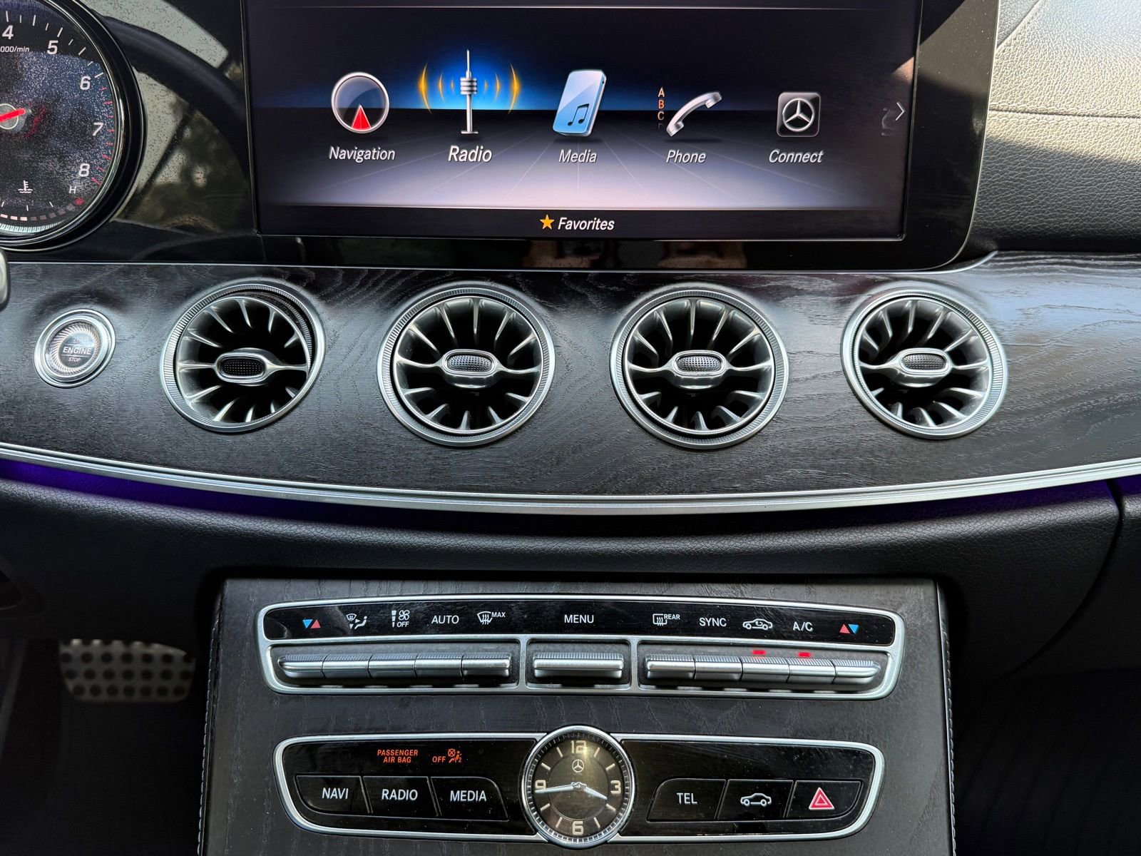 Used 2018 Mercedes-Benz E 400 4MATIC Coupe image 31