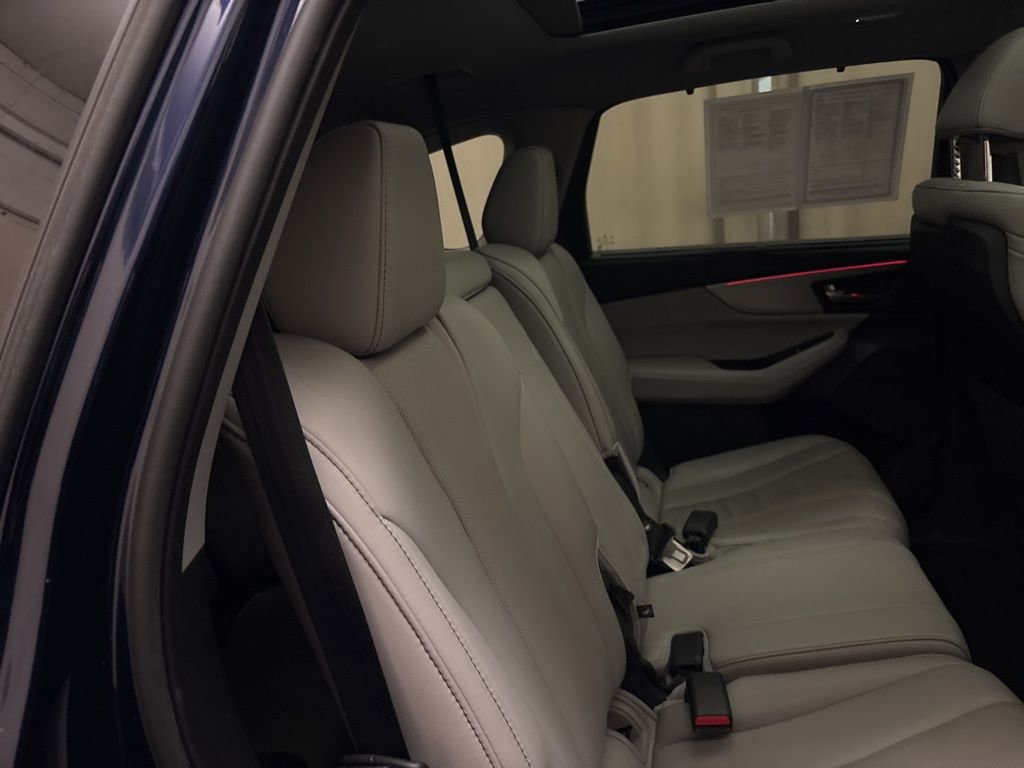 Used 2023 Acura MDX SH-AWD w/ Technology Package image 25