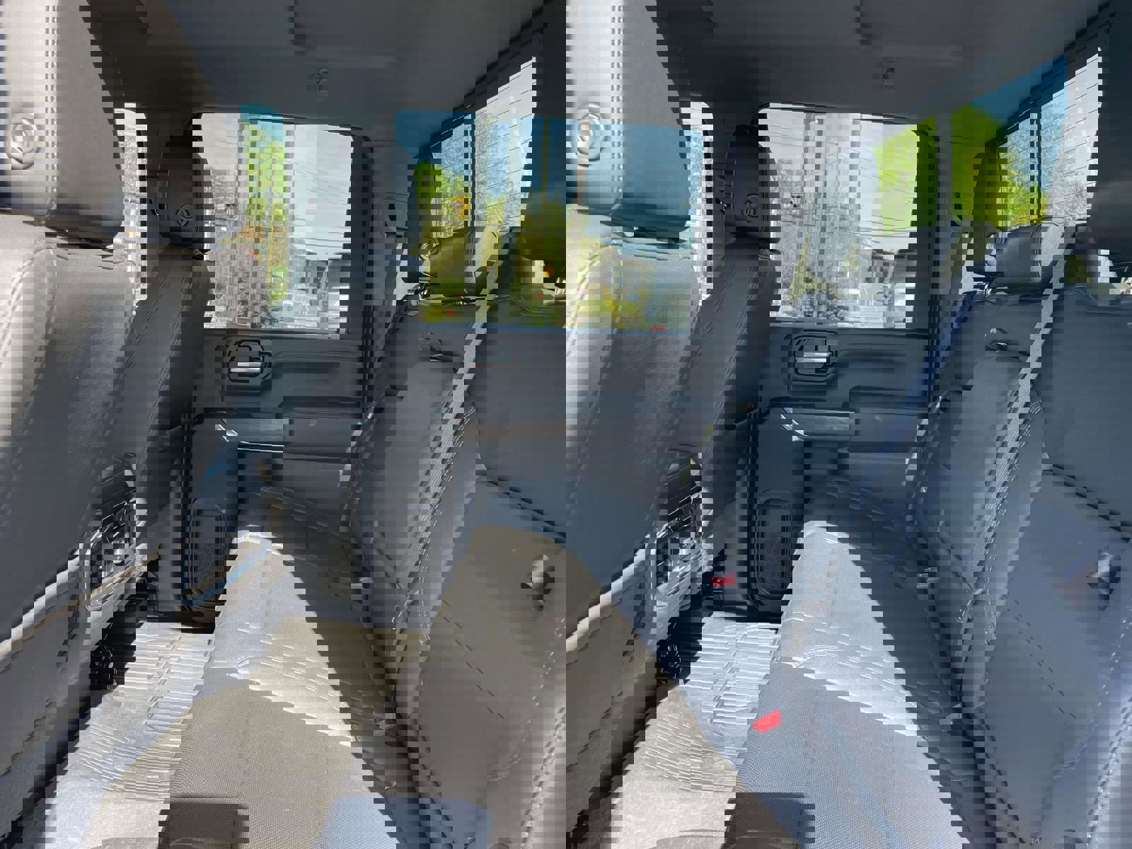 Used 2023 GMC Sierra 2500 SLT w/ SLT Convenience Package image 15