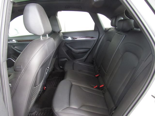 Used 2016 Audi Q3 2.0T Prestige w/ Prestige Package AWD/4WD image 16