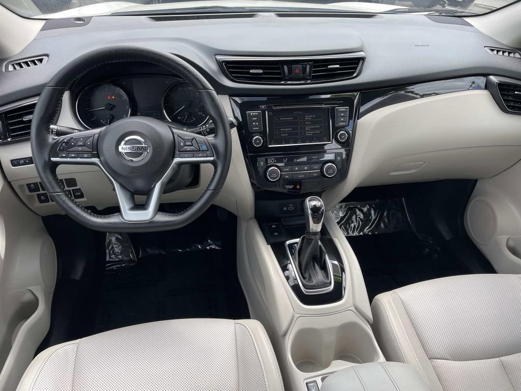 Used 2022 Nissan Rogue Sport SL image 24