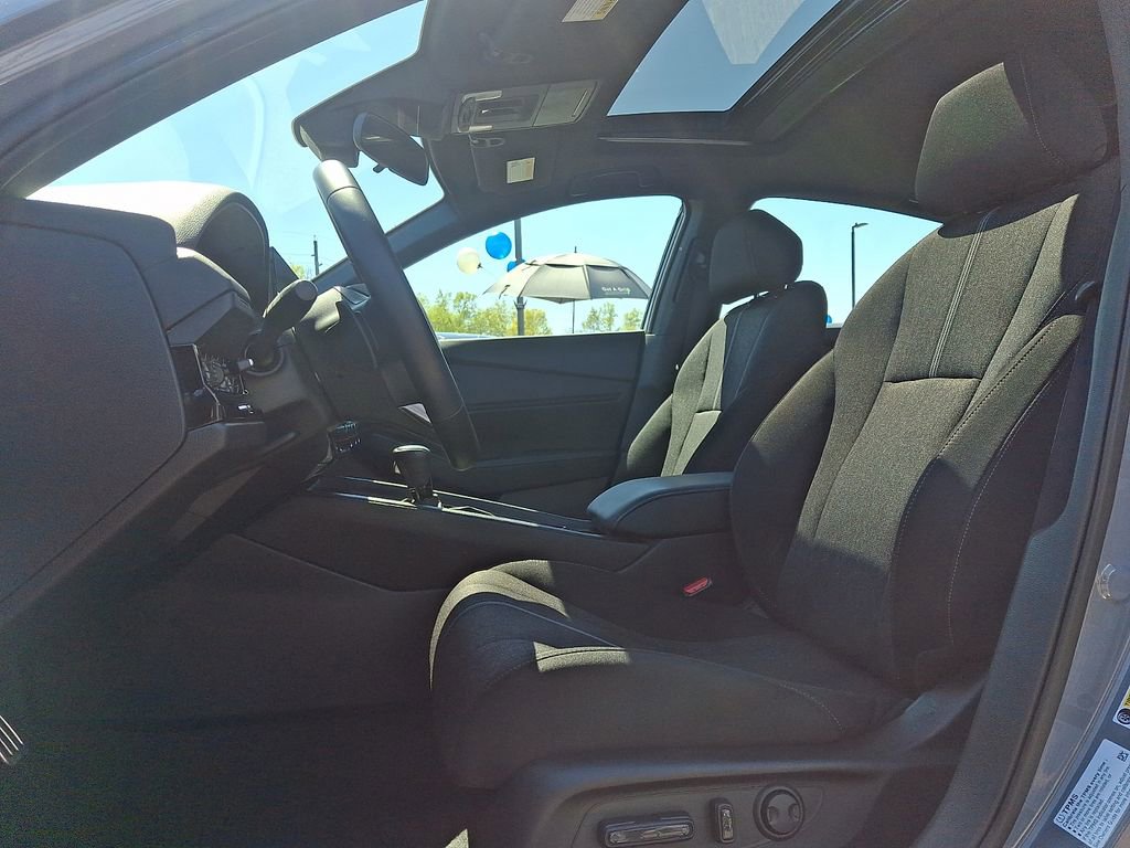 Used 2023 Honda Accord Sport image 13