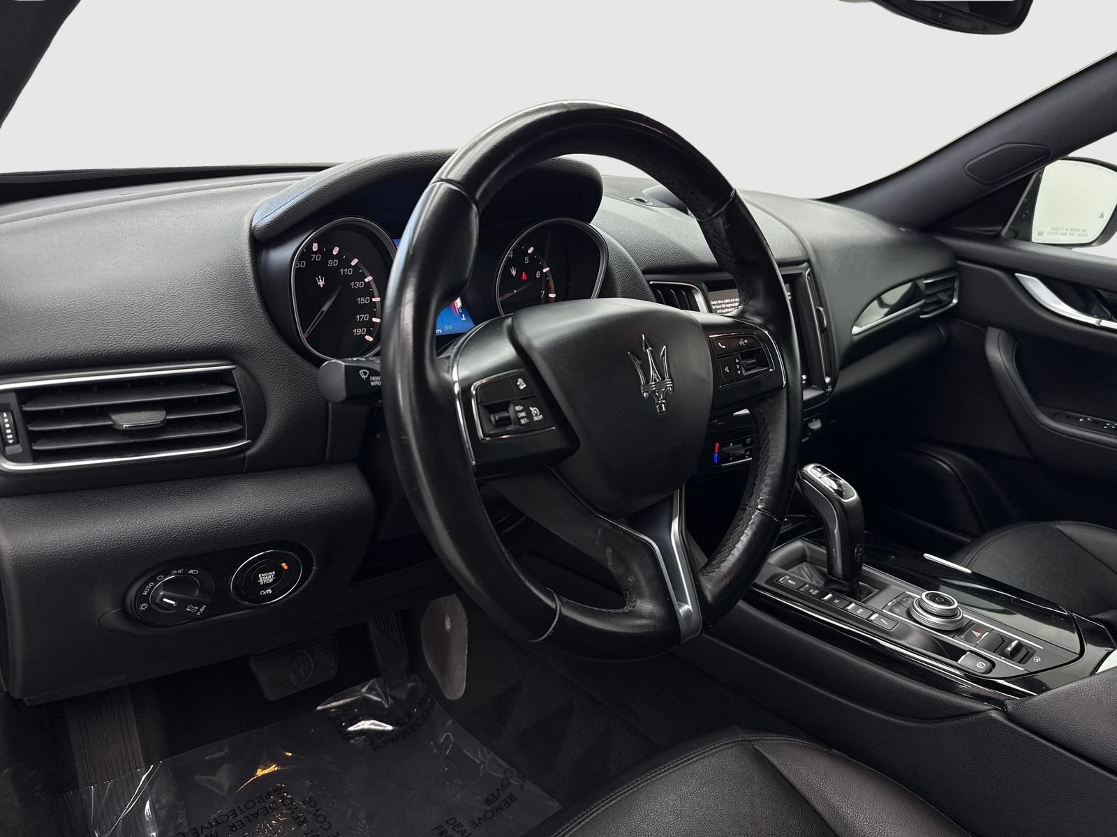 Used 2019 Maserati Levante AWD/4WD image 18