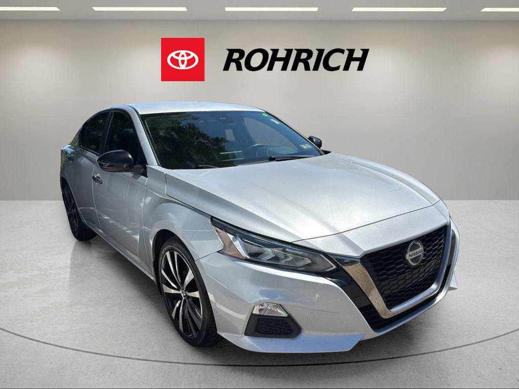 Used 2022 Nissan Altima 2.5 SR AWD/4WD image 4