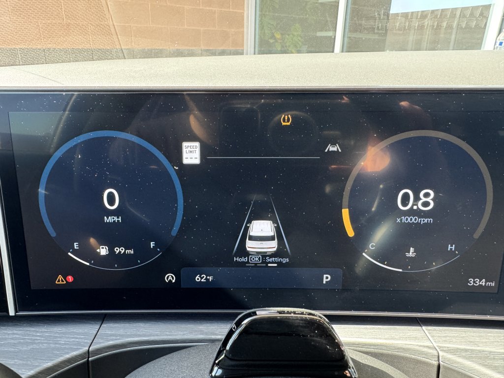 Used 2024 Hyundai Santa Fe Limited image 18