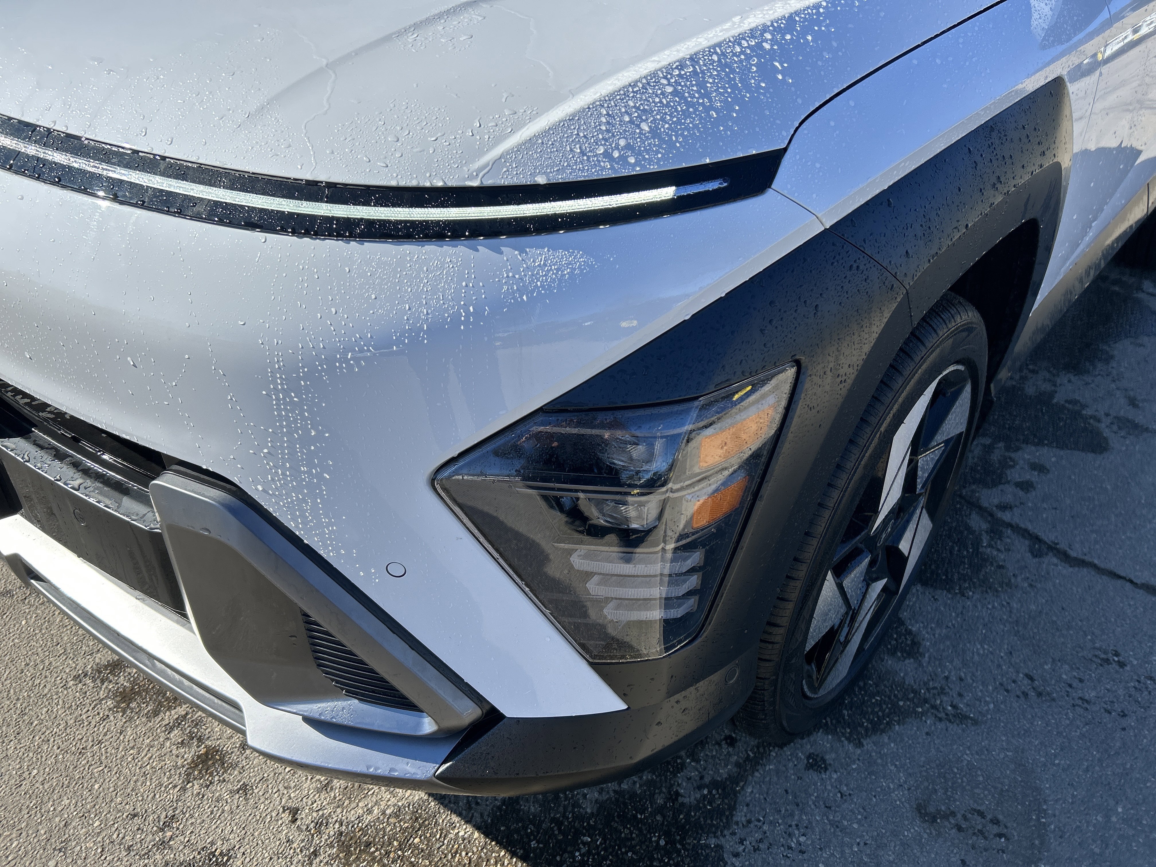 Certified 2025 Hyundai Kona Limited image 9