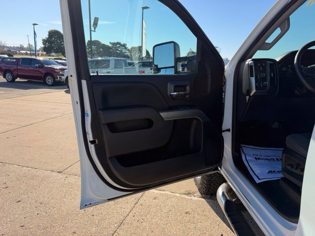 Used 2019 Chevrolet Silverado 2500 LT w/ All Star Edition AWD/4WD image 32