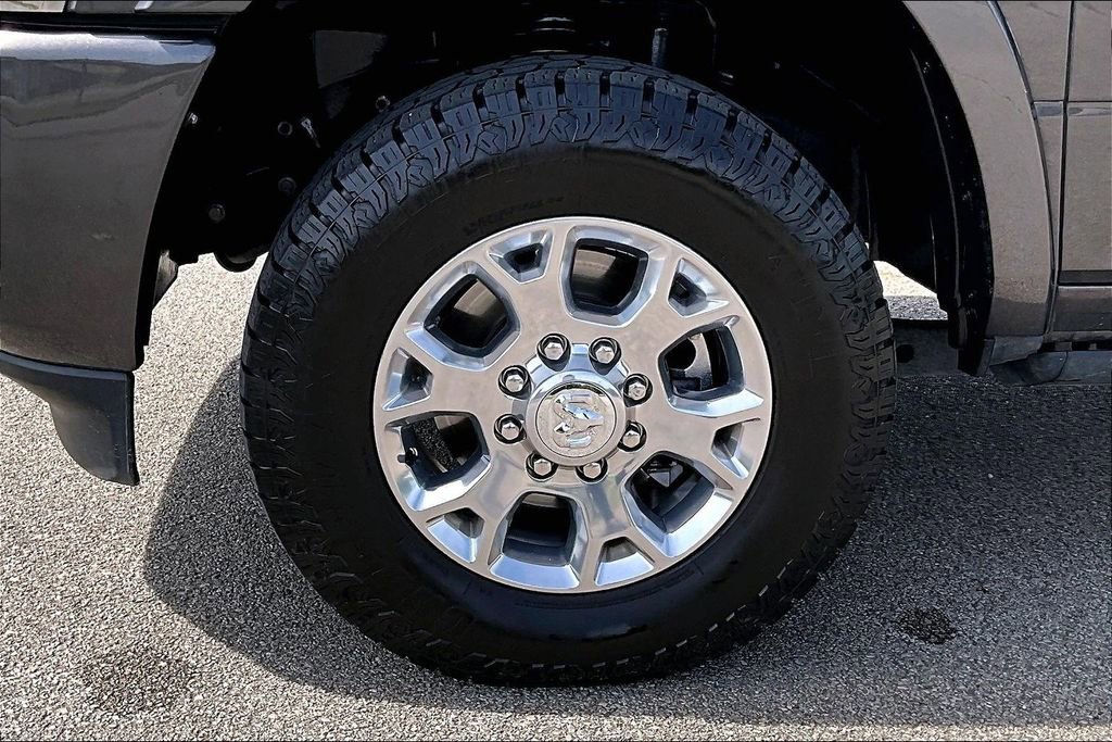 Used 2022 RAM 2500 Limited AWD/4WD image 8