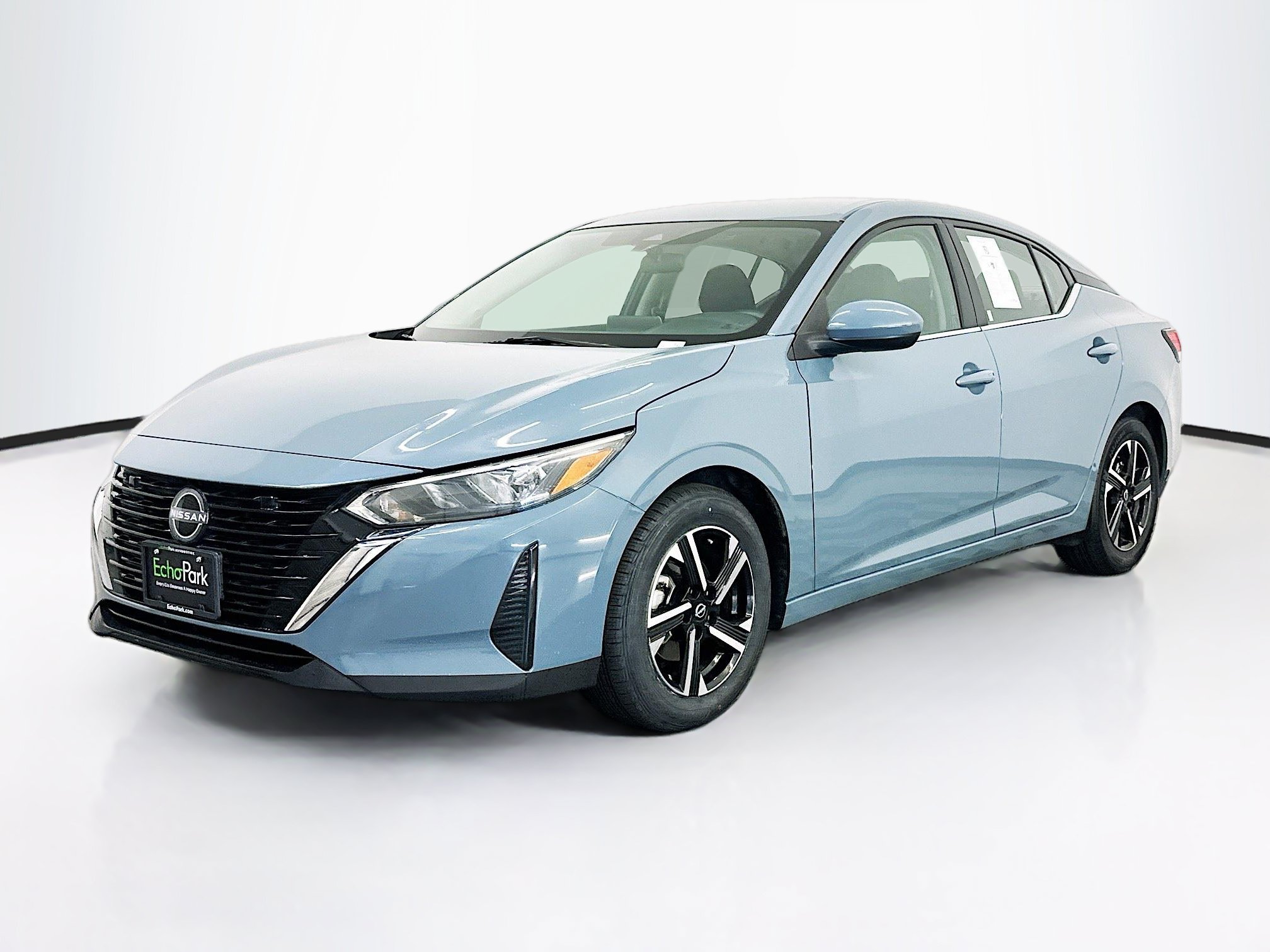 Used 2024 Nissan Sentra SV FWD image 3