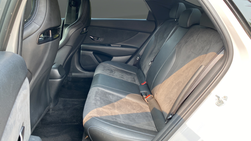 Used 2022 Hyundai Elantra N FWD image 24