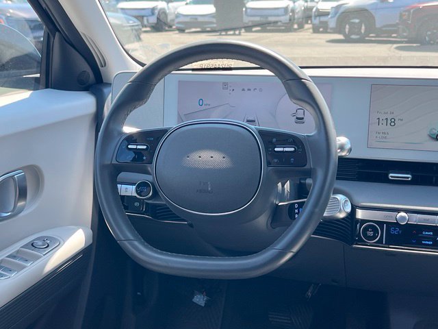 Used 2024 Hyundai Ioniq 5 SE AWD/4WD image 16