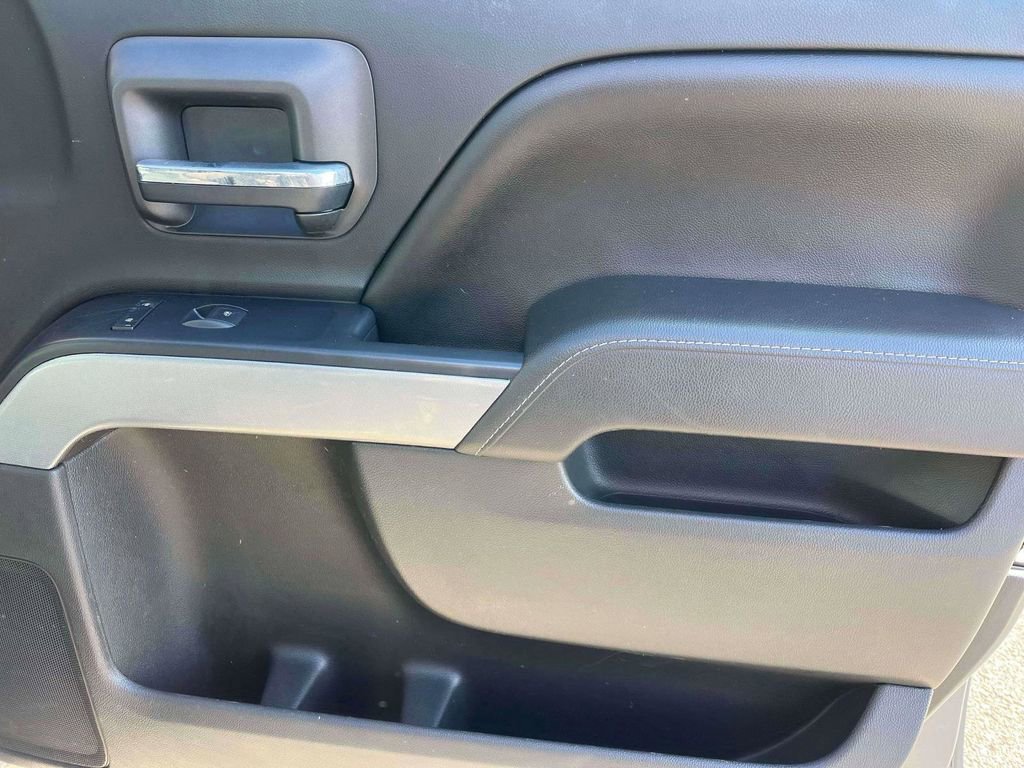 Used 2017 Chevrolet Silverado 1500 LT w/ All Star Edition image 9