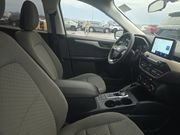 Used 2022 Ford Escape SE w/ Convenience Package AWD/4WD image 3