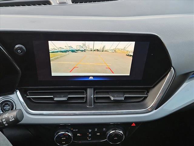 Used 2024 Chevrolet Trax LT image 14