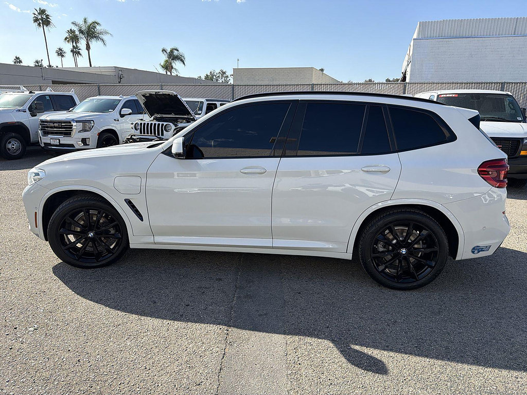 Used 2021 BMW X3 xDrive30e w/ M Sport Package AWD/4WD image 8