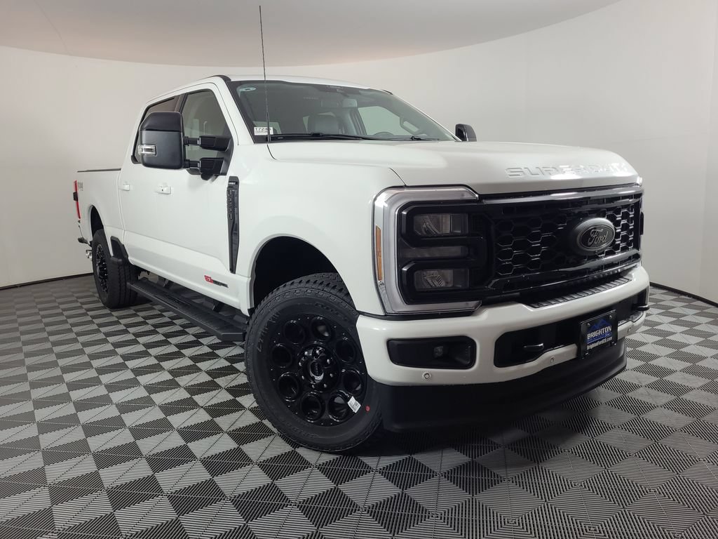 New 2026 Ford F250 Lariat w/ Black Appearance Package AWD/4WD 360° Tour