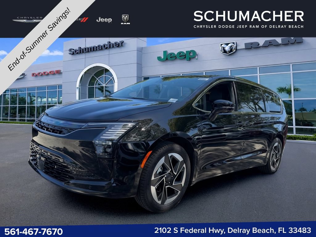New 2027 Chrysler Pacifica Limited FWD image 3