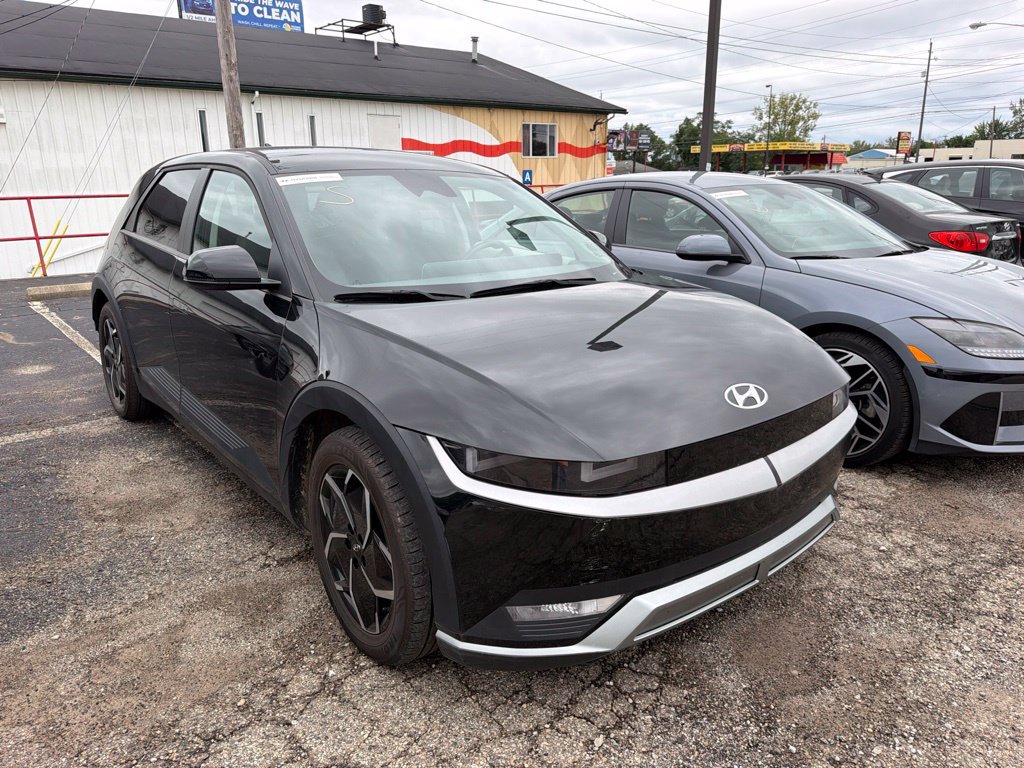 Used 2023 Hyundai Ioniq 5 SE w/ Cargo Package AWD/4WD image 5
