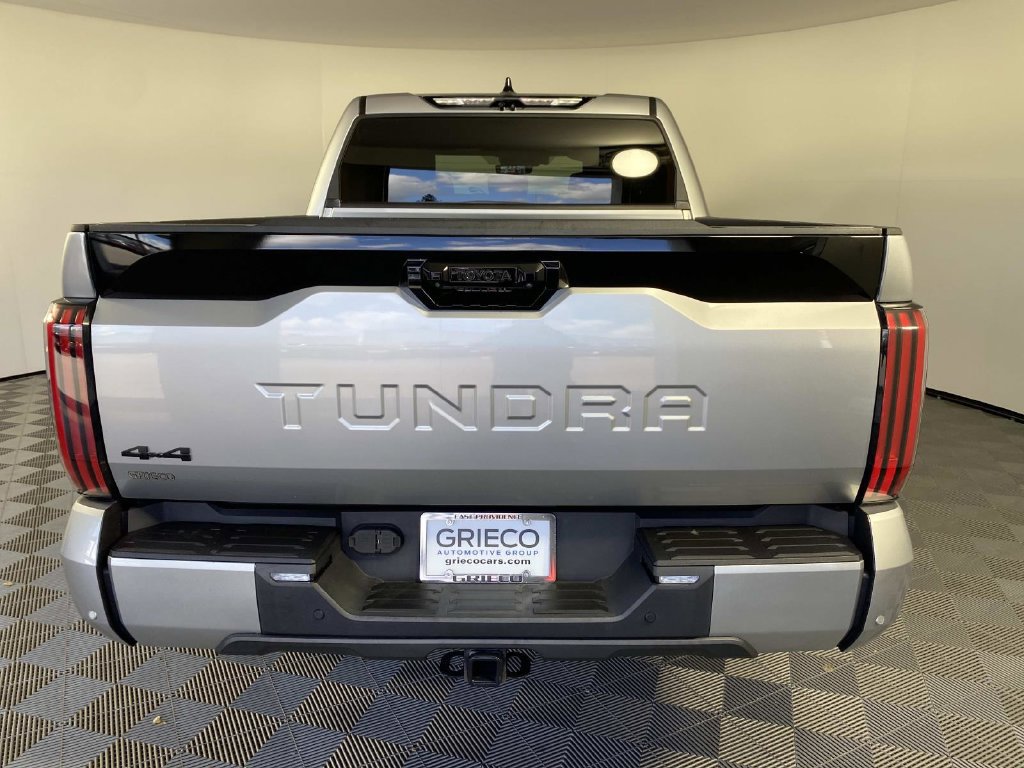 Used 2023 Toyota Tundra Platinum AWD/4WD image 7